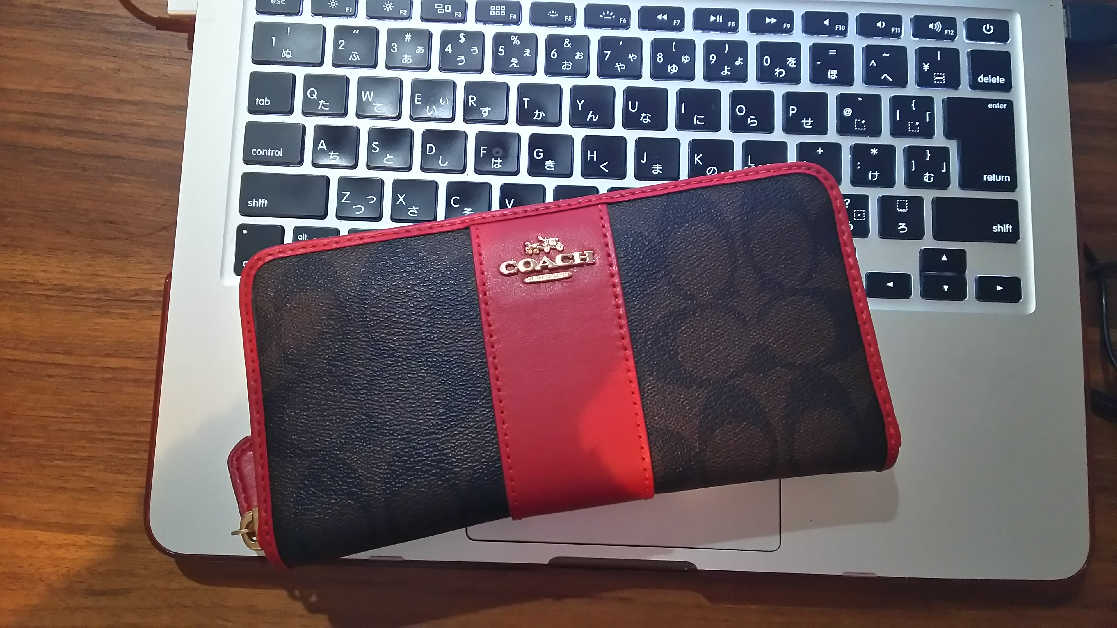 私が赤い財布を買った理由 Funtre株式会社 ファントレ株式会社